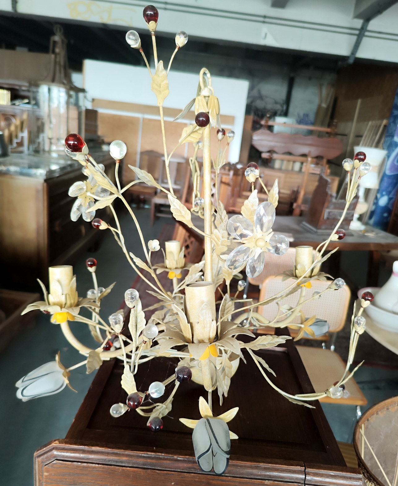 A French Flower Light